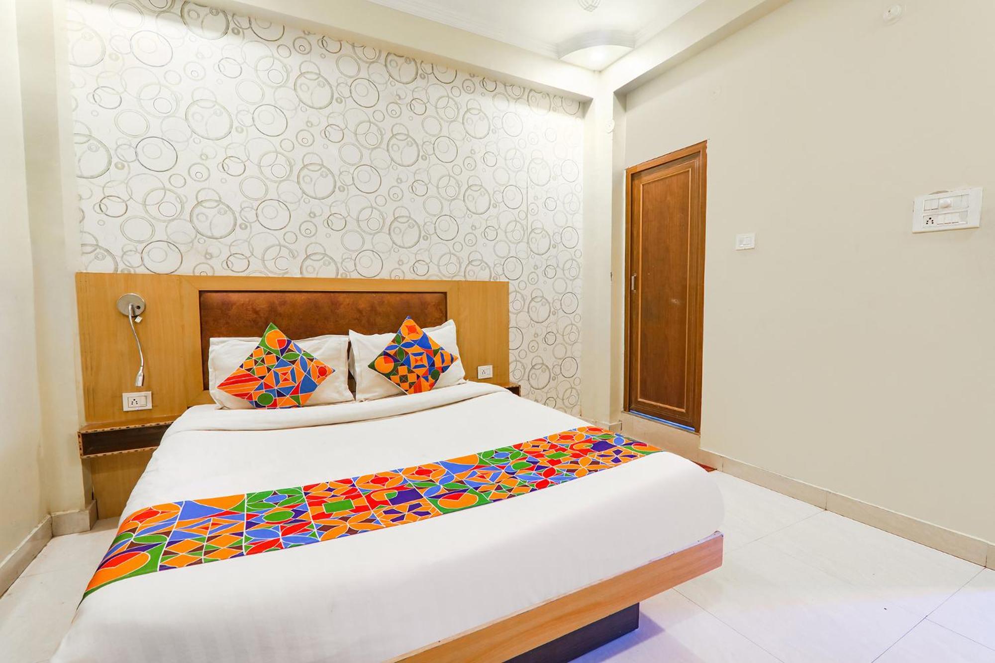 Fabexpress Magadh Glory Hotel Khagaul Exterior photo