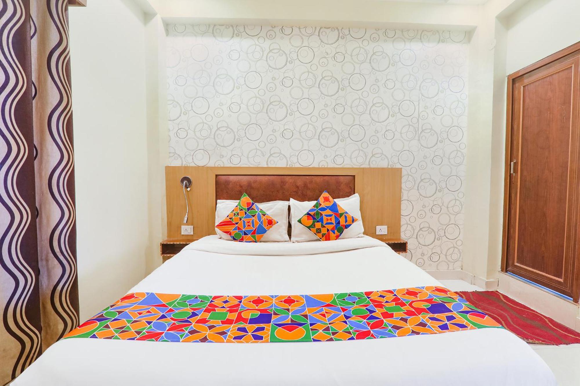 Fabexpress Magadh Glory Hotel Khagaul Exterior photo